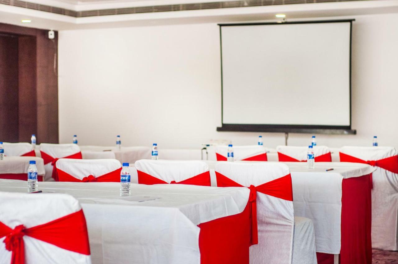Jalsa Resort Indore Eksteriør bilde