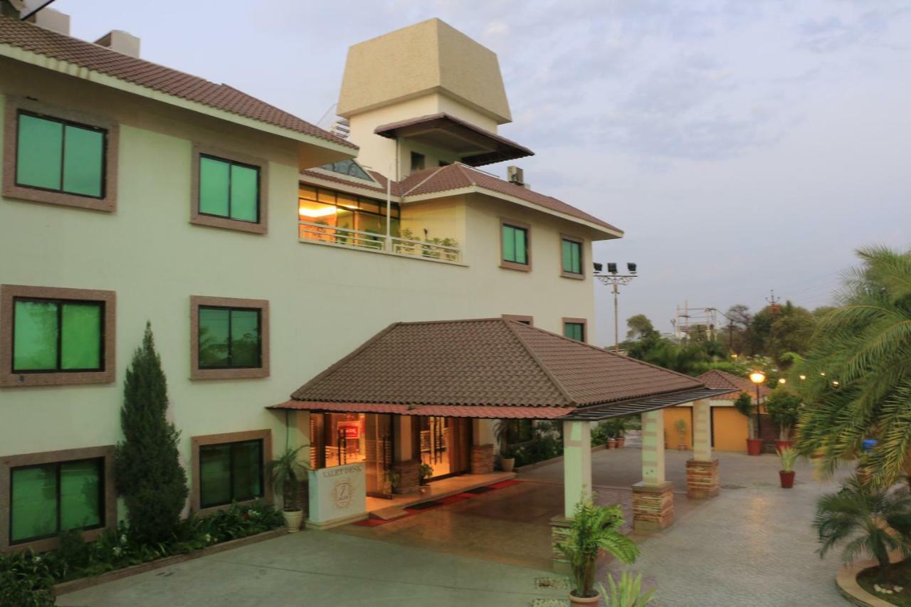 Jalsa Resort Indore Eksteriør bilde