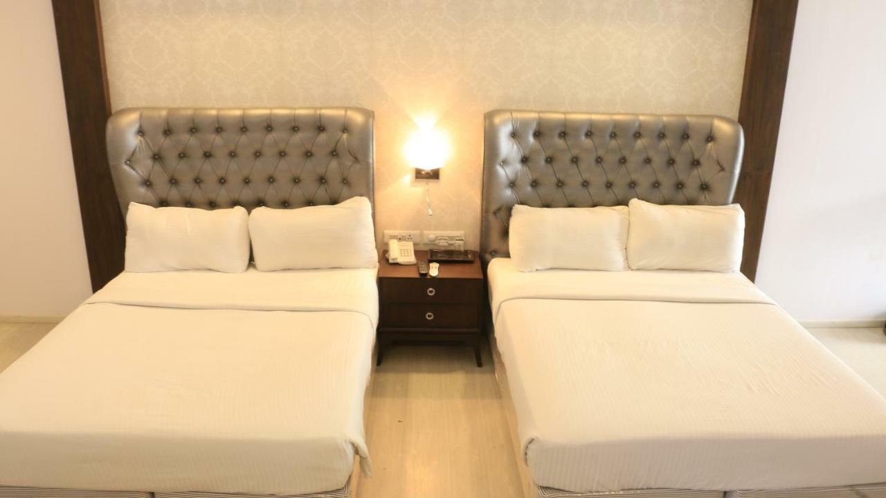 Jalsa Resort Indore Eksteriør bilde
